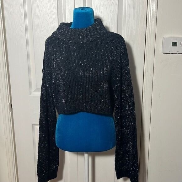 Revolve h:ours Cropped Sparkly Sweater Med Super Fun Warm Office - Picture 2 of 12